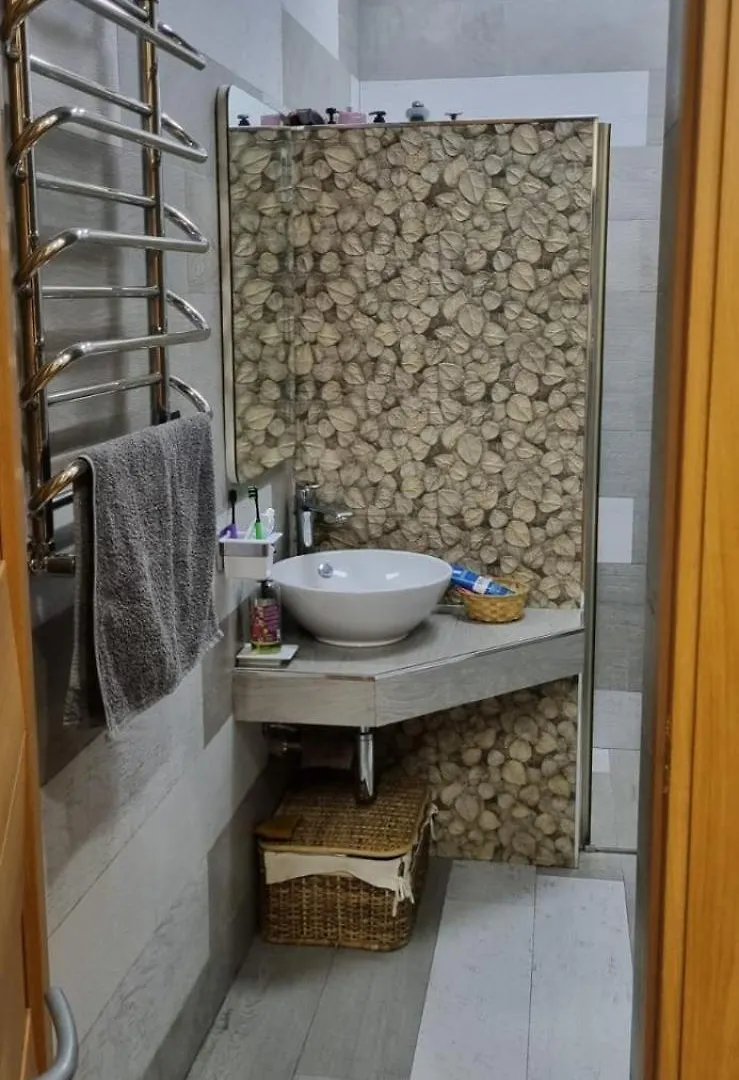 Modern 2-Bedroom Apartment In City Center Баку